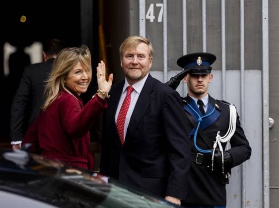 AMSTERDAM King Willem-Alexander and Queen Maxima arrive at the Royal Palace for the traditional New Year s reception. The royal couple will receive several hundred guests from politics and public administration, as well as from various sectors of Dutch society. REMKO DE WAAL ANP netherlands out - belgium out  Copyright: xx x547280630x originalFilename: 547280630.jpg