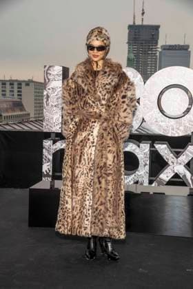 abb Tanzyn Crawford wears fur coat and cap at the photo call for the launch of HBO Max A Knight of the Seven Kingdoms of the US fantasy series my munus degrees on the wintry roof terrace of the Humboldt Forum Berlin on 12 01 2026 Berlin Germany