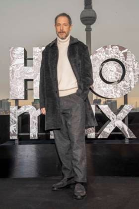 abb Bertie Carvel at the photocall for the launch of HBO Max A Knight of the Seven Kingdoms of the US fantasy series mein munus Graden on the wintry roof terrace of the Humboldt Forum Berlin on 12 01 2026 Berlin Germany
