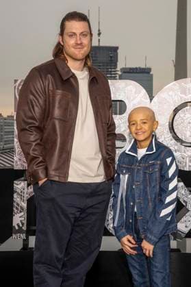 abb Peter Claffey and Dexter Sol Ansell at the photocall for the launch of HBO Max A Knight of the Seven Kingdoms of the US fantasy series mein munus Grad on the wintry roof terrace of the Humboldt Forum Berlin on 12 01 2026 Berlin Germany