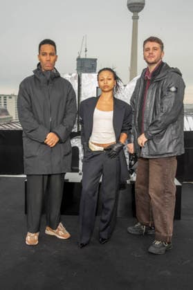 abb Mickey Down Myha la Herrold Konrad Kay at the photocall for the launch of HBO Max A Knight of the Seven Kingdoms of the US fantasy series my munus degrees on the wintry roof terrace of the Humboldt Forum Berlin on 12 01 2026 Berlin Germany