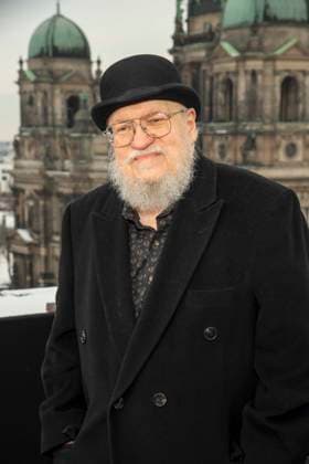 abb George R R Martin at the photo call for the launch of HBO Max A Knight of the Seven Kingdoms of the US American fantasy series my munus grades on the wintry roof terrace of the Humboldt Forum Berlin on 12 01 2026 Berlin Germany