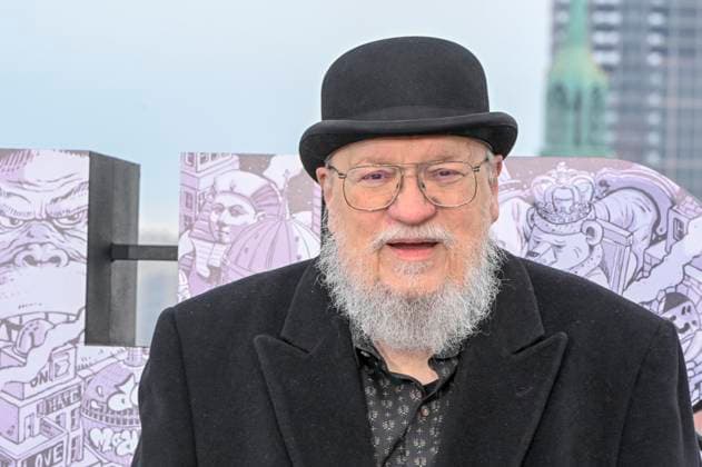abb George R R Martin at the photo call for the launch of HBO Max A Knight of the Seven Kingdoms of the US American fantasy series my munus grades on the wintry roof terrace of the Humboldt Forum Berlin on 12 01 2026 Berlin Germany