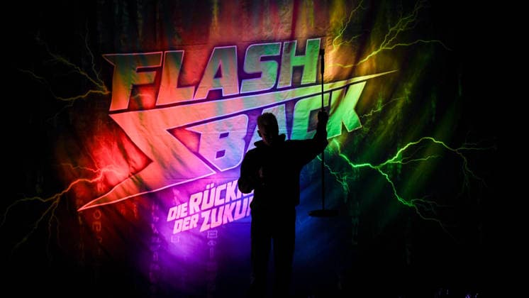 -Michael Mittermeier, FLASHBACK - Die Rückkehr der Zukunft Tour, Konzerthalle - Hegelsaal Germany, Bamberg, Konzerthalle - Hegelsaal - 13 Jan 2026 - Concert, Comedy - -Michael Mittermeier, FLASHBACK - Die Rückkehr der Zukunft Tour Image: Michael Mittermeier preforming in the Konzerthalle - Hegelsaal in Bamberg, Gemrnay during his FLASHBACK - Die Rückkehr der Zukunft Tour. Bamberg Konzerthalle - Hegelsaal Bayern Germany Copyright: xPresseFotoxEvansx