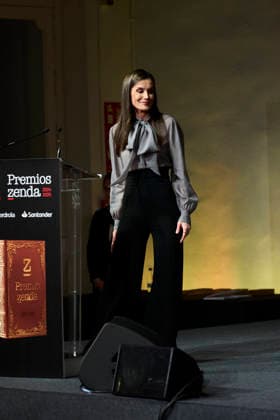 Queen Letizia attends Zenda Awards 2024-2025 Queen Letizia of Spain attends Zenda Awards 2024-2025 Ceremony at Real Fabrica de Tapices on January 13, 2026 in Madrid, Spain Photo by IMAGO MPG Madrid Real Fabrica de Tapices Madrid Spain  Copyright: xMPGx