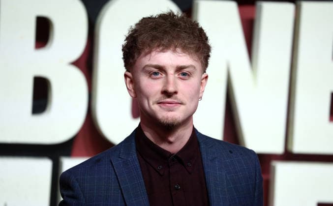 The 28 Years Later The Bone Temple World Premiere at BFI IMAX Waterloo in London, UK - 13 jAN 2026 Sam Locke attends the 28 Years Later The Bone Temple World Premiere at BFI IMAX Waterloo. London United Kingdom Copyright: xFredxDuvalx xSOPAxImagesx FD_28_Years_Later_05