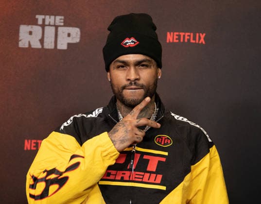 Dave East arrives on the red carpet for the Netflix s The Rip New York Premiere on Tuesday, January 13, 2026 at Alice Tully Hall, Lincoln Center in New York City.  NYP20260113630 SERENAxXUxNING