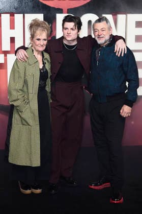 Lorraine Ashbourne, Louis Ashbourne Serkis and Andy Serkis at the world premiere of the feature film 28 Years Later The Bone Temple at BFI IMAX London, 13 01 2026 Foto:xS.xVasx xFuturexImagex temple_6278