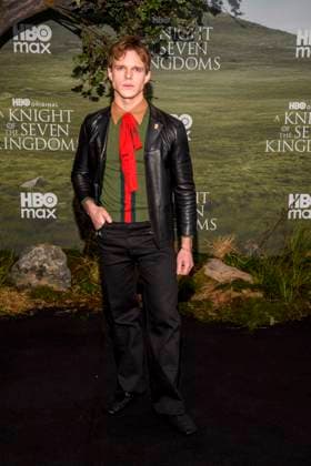 abb Finn Bennett on the black carpet at the theatrical release of the world premiere of HBO Max A Knight of the Seven Kingdoms of the US fantasy series at Zoo Palaast on 13 01 2025 in Berlin Berlin Germany