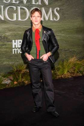 abb Finn Bennett on the black carpet at the theatrical release of the world premiere of HBO Max A Knight of the Seven Kingdoms of the US fantasy series at Zoo Palaast on 13 01 2025 in Berlin Berlin Germany