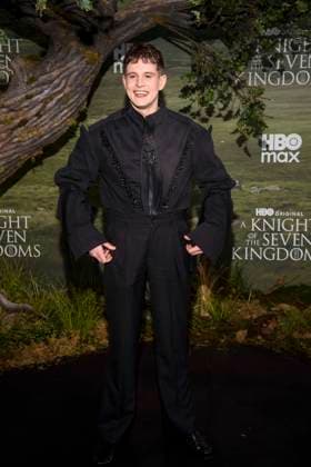 abb Shaun Thomas as guest on the black carpet at the world premiere of HBO Max A Knight of the Seven Kingdoms of the US fantasy series at Zoo Palaast on 13 01 2025 in Berlin Berlin Germany