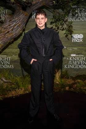 abb Shaun Thomas as guest on the black carpet at the world premiere of HBO Max A Knight of the Seven Kingdoms of the US fantasy series at Zoo Palaast on 13 01 2025 in Berlin Berlin Germany