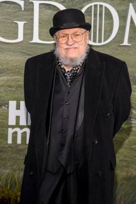 abb George R R Martin as guest on the black carpet at the world premiere of HBO Max A Knight of the Seven Kingdoms of the US fantasy series at Zoo Palaast on 13 01 2025 in Berlin Berlin Germany