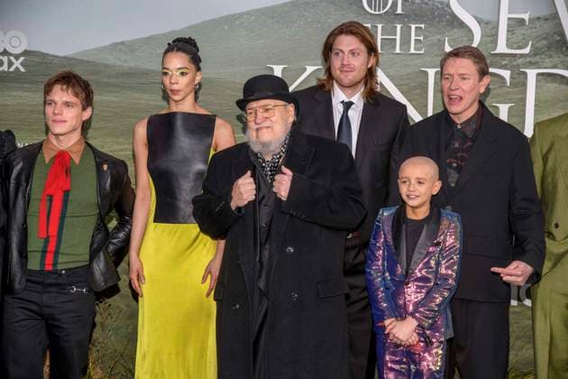 abb Finn Bennett, Myha la, George R R Martin, Peter Claffey and Dexter Sol Ansell as guests on the black carpet at the world premiere of the US fantasy series HBO Max A Knight of the Seven Kingdoms at Zoo Palaast on 13 01 2025 in Berlin Berlin Germany