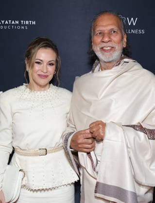 FilmHub & Siddhayatan Tirth productions present the Los Angeles red carpet premiere for the 4-Part docuseries Balance: A Perimenopause Journey at Pacific Design Centre Featuring: Alyssa Milano, Acharya Shree Yogeesh Where: Los Angeles, California, United States When: 13 Jan 2026 Credit: Faye s Vision Cover Images EDITORIAL USE ONLY. NOT FOR USE BY NEWSPAPERS BASED IN THE UK. Copyright: xx coverimg55381209