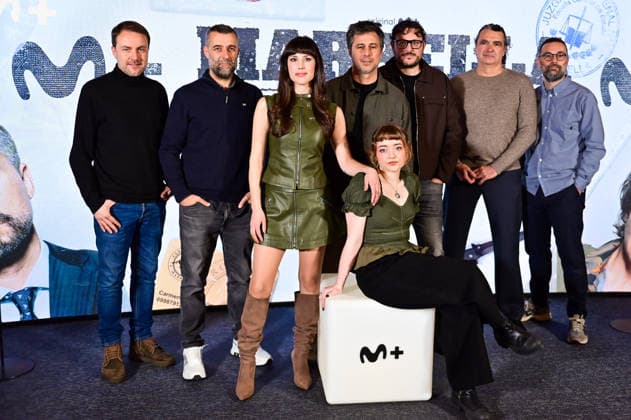 January 14, 2026, Madrid, Madrid, SPAIN: Photocall with actors Natalia de Molina, Hugo Silva, and Manuela Calle; creator and director Dani de la Torre; journalists Arturo Lezcano and Nacho Carretero, whose original idea inspired the series; and executive producers Fran AraoÂºjo (Movistar Plus+) and Pepe Ripoll Madrid SPAIN - ZUMAz108 20260114_znp_z108_015 Copyright: xRichardxZubelzux