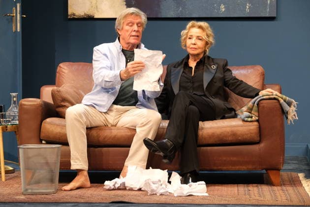 They have known each other for more than 40 years and are now on stage together for the first time Michaela May and Sigmar Solbach can be seen in Hamburg in the play Der Abschiedsbrief at the Komödie Winterhuder Fährhaus Sigmar Solbach will turn 80 in October, next year this comedy will go on tour, photo rehearsal on 14 1 2026 in Hamburg