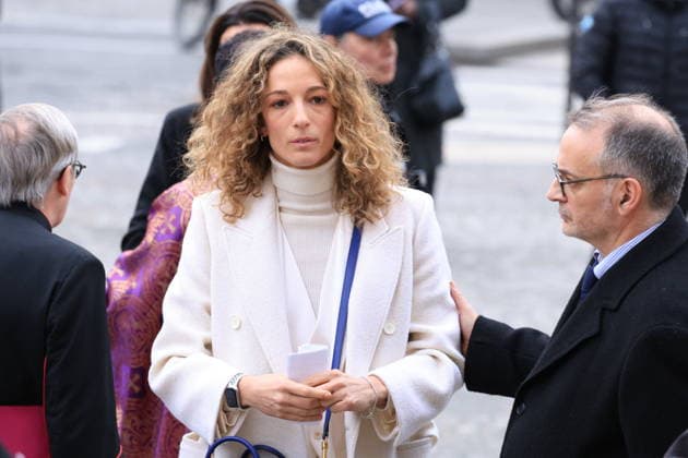 Figure of French Football Rolland Courbis funeral - Paris Olivia Courbis arriving to the funeral ceremony for Rolland Courbis at Madeleine church in Paris, France on January 14, 2026. Rolland Courbis, a former French footballer, coach and outspoken media commentator has died aged 72. Photo by Jerome Domine ABACAPRESS.COM Paris France  Copyright: xDominexJerome ABACAx
