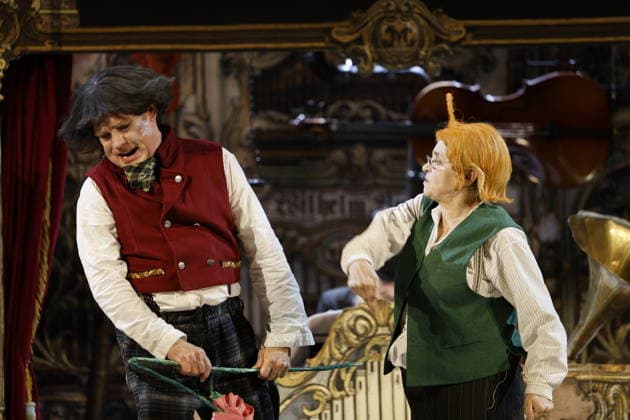 With Katharina Thalbach, Pierre Besson, Torsten Rasch, stage Momme Röhrbein, costume Angelika Rieck Sauerkohl und Missetaten, on 14 01 2026 in Berlin, Komödie am Kurfürstendamm in the Ernst Reuter Saal , Germany
