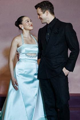 Yerin Ha et Luke Thompson au photocall de lavant première mondiale parisienne de la saison 4 Netflix de Bridgerton au Palais Brongniart à Paris, France, le 14 janvier 2026 Cyril Moreau Bestimage Netflix Bridgerton Season 4 Paris World Premiere at Palais Brongniart, in Paris, France, on January 14, 2026 Paris France  Copyright: xCYRILxMOREAUx xBESTIMAGExCYRILxMOREAUx xBESTIMAGEx