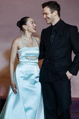 Yerin Ha et Luke Thompson au photocall de lavant première mondiale parisienne de la saison 4 Netflix de Bridgerton au Palais Brongniart à Paris, France, le 14 janvier 2026 Cyril Moreau Bestimage Netflix Bridgerton Season 4 Paris World Premiere at Palais Brongniart, in Paris, France, on January 14, 2026 Paris France  Copyright: xCYRILxMOREAUx xBESTIMAGExCYRILxMOREAUx xBESTIMAGEx