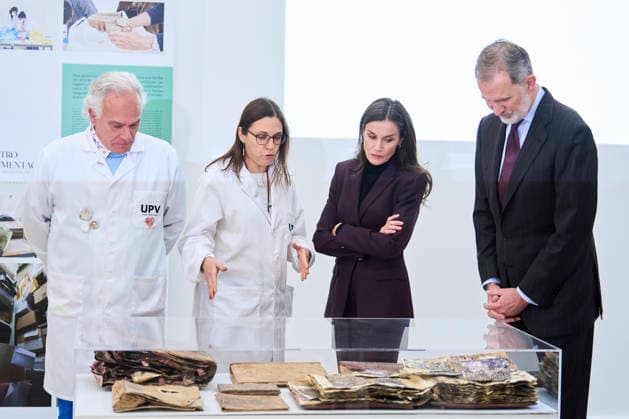 14-01-2026 University Queen Letizia and King Felipe visited the Save the UPV photos and recoved the memories project at the faculty if Fine Arts at the Polytechnic university of Valencia. No Spain Â  Copyright: xPPEx