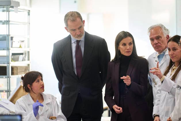 14-01-2026 University Queen Letizia and King Felipe visited the Save the UPV photos and recoved the memories project at the faculty if Fine Arts at the Polytechnic university of Valencia. No Spain Â  Copyright: xPPEx