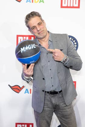NBA Tip Off Dinner Axel Springer Carsten Spengemann Tip off Dinner Axel Springer Verlag invites you to a dinner at the publishing house in Berlin on the occasion of the NBA game on January 15th. Copyright: xEventpressxFuhrx