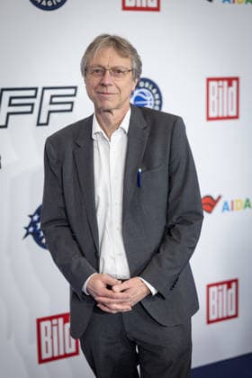 NBA Tip Off Dinner Axel Springer Walter Maria Straten Tip off Dinner Axel Springer Verlag invites you to a dinner at the publishing house in Berlin on the occasion of the NBA game on 15 01 Copyright: xEventpressxFuhrx