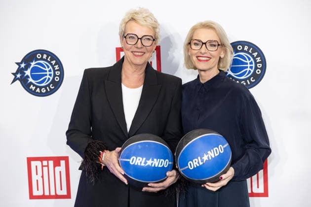 NBA Tip Off Dinner Axel Springer BILD Editor-in-Chief Marion Horn and Tanja May German tabloid journalist She was deputy editor-in-chief of Bunte magazine and has been head of entertainment and deputy editor-in-chief of Bild since October 1, 2021 Tip off Dinner Axel Springer Verlag invites you to a dinner at the publishing house in Berl Copyright: xEventpressxFuhrx