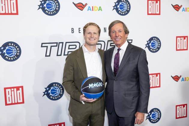 NBA Tip Off Dinner Axel Springer Orlando Magic Governor Dan DeVos and son Cole DeVos Tip off Dinner Axel Springer Verlag invites you to a dinner at the publishing house in Berlin on the occasion of the NBA game on January 15th. Copyright: xEventpressxFuhrx