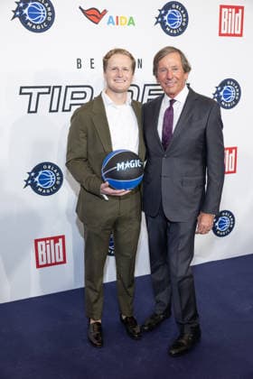 NBA Tip Off Dinner Axel Springer Orlando Magic Governor Dan DeVos and son Cole DeVos Tip off Dinner Axel Springer Verlag invites you to a dinner at the publishing house in Berlin on the occasion of the NBA game on January 15th. Copyright: xEventpressxFuhrx