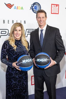 NBA Tip Off Dinner Axel Springer Heather Hoytink US American manager, who has been Senior Vice President SVP and Chief Commercial Officer for US Away From Home Beverages at PepsiCo since January 2026 And accompaniment Tip off Dinner Axel Springer Verlag invites you to a dinner at the publishing house in Berlin on the occasion of the NBA game on 15 01 Copyright: xEventpressxFuhrx
