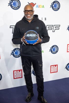 NBA Tip Off Dinner Axel Springer Nick Anderson Tip off Dinner Axel Springer Verlag invites you to a dinner at the publishing house in Berlin on the occasion of the NBA game on January 15th. Copyright: xEventpressxFuhrx