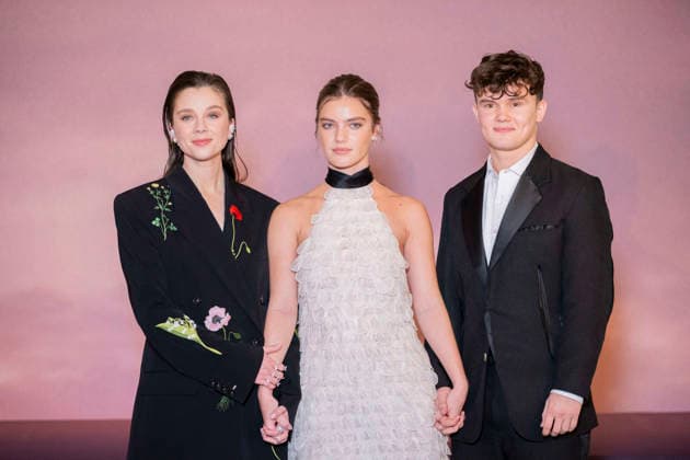 Bridgerton Season 4 Paris World Premiere - Paris Claudia Jessie, Florence Hunt and Will Tilston attend the Bridgerton Season 4 Paris World Premiere at Palais Brongniart on January 14, 2026 in Paris, France.Photo by Eliot Blondet ABACAPRESS.COM Paris France France  Copyright: xBlondetxEliot ABACAx