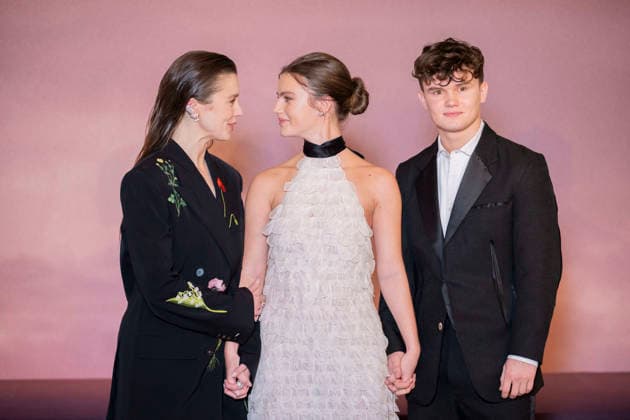 Bridgerton Season 4 Paris World Premiere - Paris Claudia Jessie, Florence Hunt and Will Tilston attend the Bridgerton Season 4 Paris World Premiere at Palais Brongniart on January 14, 2026 in Paris, France.Photo by Eliot Blondet ABACAPRESS.COM Paris France France  Copyright: xBlondetxEliot ABACAx