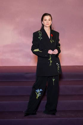 Bridgerton Season 4 Paris World Premiere - Paris Claudia Jessie attends the Bridgerton Season 4 Paris World Premiere at Palais Brongniart on January 14, 2026 in Paris, France. by Eliot Blondet ABACAPRESS.COM Paris France France  Copyright: xBlondetxEliot ABACAx