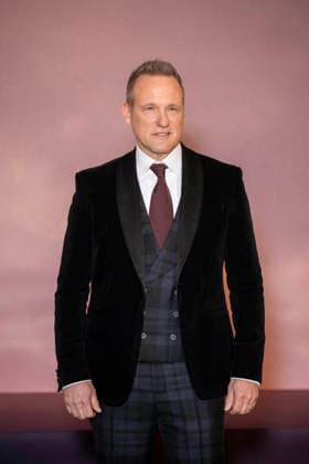 Bridgerton Season 4 Paris World Premiere - Paris Tom Verica attends the Bridgerton Season 4 Paris World Premiere at Palais Brongniart on January 14, 2026 in Paris, France. by Eliot Blondet ABACAPRESS.COM Paris France France  Copyright: xBlondetxEliot ABACAx