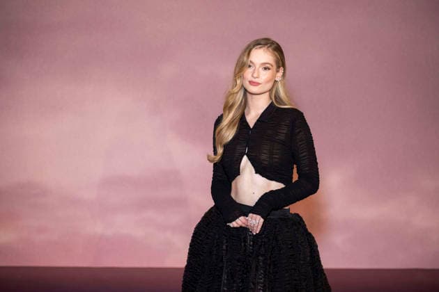 Bridgerton Season 4 Paris World Premiere - Paris Hannah Dodd attends the Bridgerton Season 4 Paris World Premiere at Palais Brongniart on January 14, 2026 in Paris, France. by Eliot Blondet ABACAPRESS.COM Paris France France  Copyright: xBlondetxEliot ABACAx