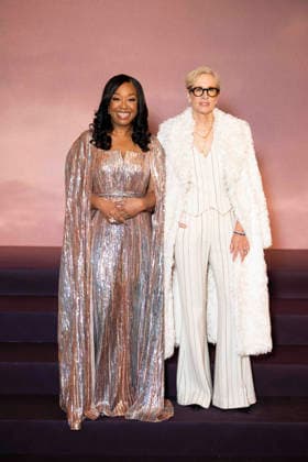 Bridgerton Season 4 Paris World Premiere - Paris Shonda Rhimes and Betsy Beers attends the Bridgerton Season 4 Paris World Premiere at Palais Brongniart on January 14, 2026 in Paris, France. by Eliot Blondet ABACAPRESS.COM Paris France France  Copyright: xBlondetxEliot ABACAx