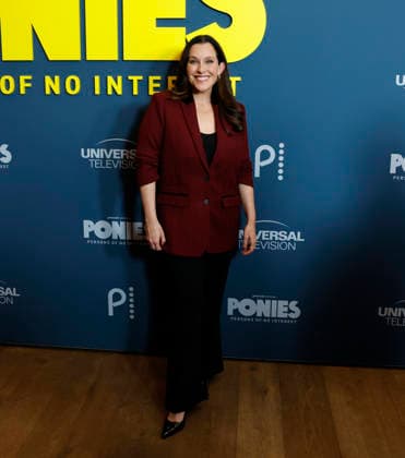 Jessica Rhoades arrives on the red carpet for Peacock s Ponies New York premiere at Whitby Hotel on Wednesday, January 14, 2026 in New York City.  NYP20260114116 JOHNxANGELILLO