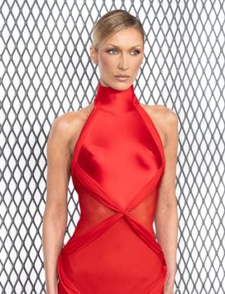 January 14, 2026, Bronx, New York, USA: Bella Hadid wearing dress by Schiaparelli attends premiere of FX s series The Beauty at Museum of Modern Art in New York, NY on January 14, 2026 Bronx USA - ZUMAr339 20260114_znp_r339_019 Copyright: xLevxRadinx