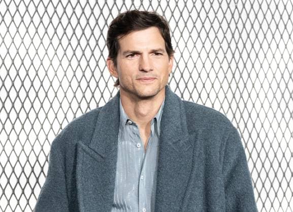January 14, 2026, Bronx, New York, USA: Ashton Kutcher attends premiere of FX s series The Beauty at Museum of Modern Art in New York, NY on January 14, 2026 Bronx USA - ZUMAr339 20260114_znp_r339_051 Copyright: xLevxRadinx