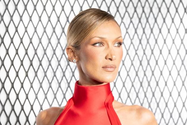 January 14, 2026, Bronx, New York, USA: Bella Hadid wearing dress by Schiaparelli attends premiere of FX s series The Beauty at Museum of Modern Art in New York, NY on January 14, 2026 Bronx USA - ZUMAr339 20260114_znp_r339_065 Copyright: xLevxRadinx