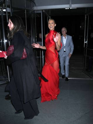 January 14, 2026, New York, Ny, United States: Bella Hadid attends FX s The Beauty Red Carpet Premiere. Held at MoMA The Museum of Modern Art in New York. Zuma Press January 14, 2026. New York United States - ZUMAp281 20260114_zea_p281_001 Copyright: xPhotoxImagexPressx