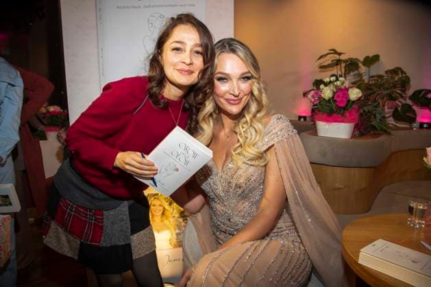 abb Sarah Alles and Victoria Jancke as guests at the book launch of Victoria Jancke with the title Grow Glow Visit Berlin, in Berlin on 14 01 2026 Berlin Germany