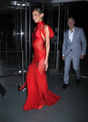 January 14, 2026, New York, Ny, United States: Bella Hadid attends FX s The Beauty Red Carpet Premiere. Held at MoMA The Museum of Modern Art in New York. Zuma Press January 14, 2026. New York United States - ZUMAp281 20260114_zea_p281_053 Copyright: xPhotoxImagexPressx