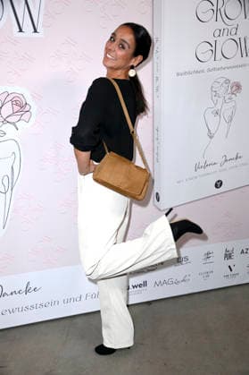 Sarah Alles at the launch of the book Grow Glow by Victoria Jancke at The Visit Coffee, Roastery Eatery Kudamm Berlin, 14 01 2026 Foto:xN.xKubelkax xFuturexImagex grow_6108