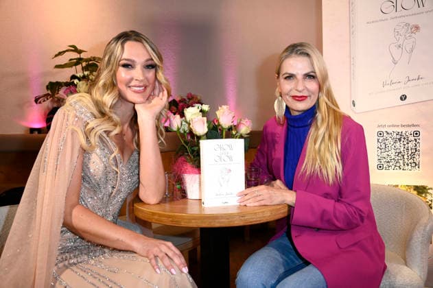 Victoria Jancke and Tanja Bülter at the launch of the book Grow Glow by Victoria Jancke at The Visit Coffee, Roastery Eatery Kudamm Berlin, 14 01 2026 Foto:xN.xKubelkax xFuturexImagex grow_6136