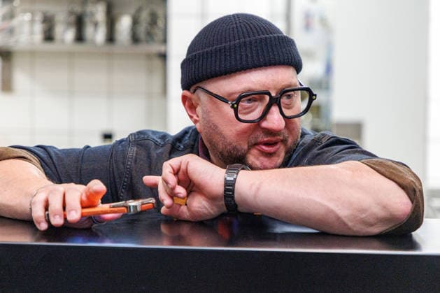 15 01 2026 Düsseldorf To the pans Cooking tuition for Mrs Doubtfire from TV chef Sebastian Lege TV chef Sebastian Lege has already experienced at the musical premiere how difficult Mrs Doubtfire actor Dustin Smailes fin